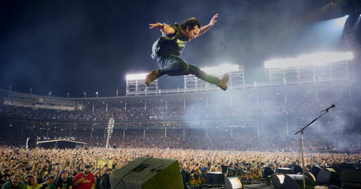 Joshua Reviews Danny Clinch’s Let’s Play Two Pearl Jam Live At Wrigley